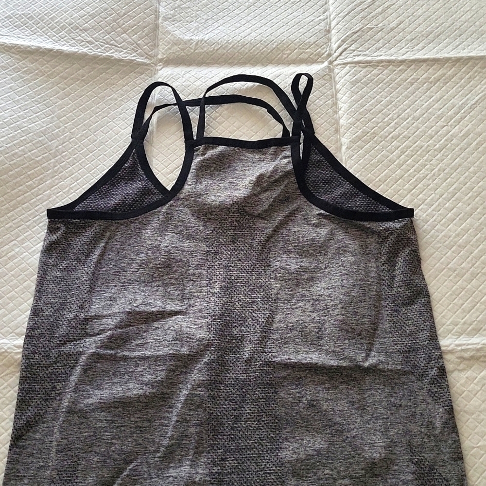 Tank top - Picture 4 of 6